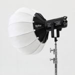 Godox CS-85D Collapsible Lantern Softbox (85cm) 10